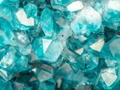 Aquamarine: Properties, Uses and Crystal Healing