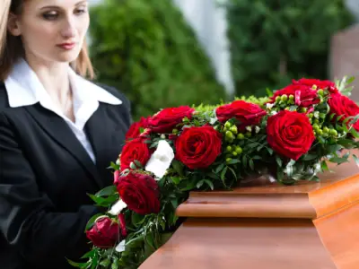 14 Signs That Deceased Loved Ones Are Visiting You