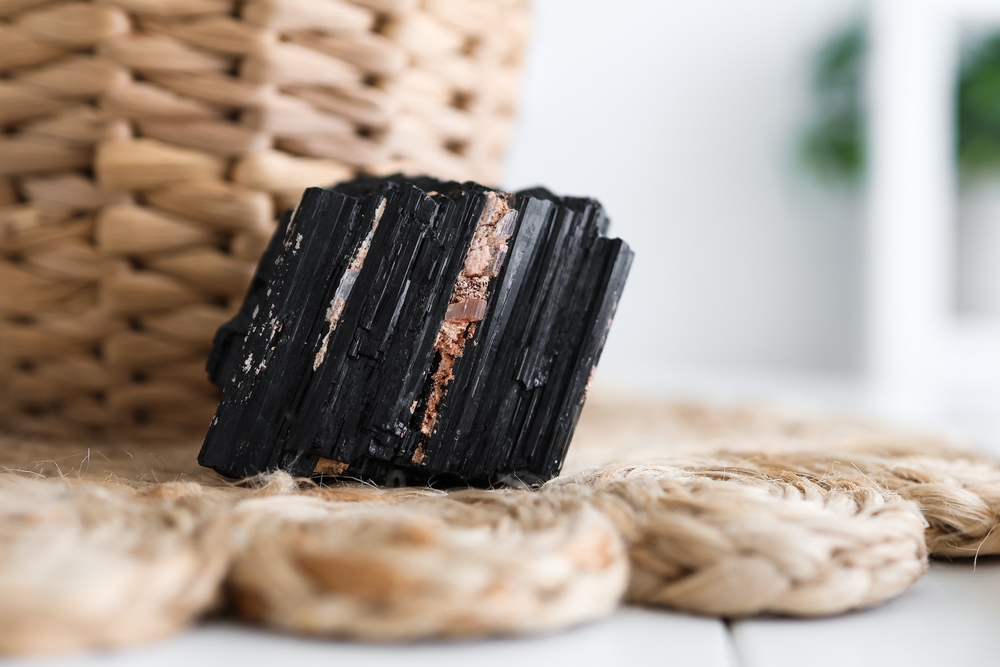 Black tourmaline for menopause